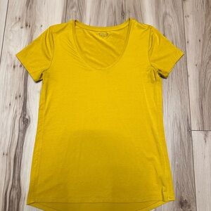 Athleta Bright Yellow Short Sleeve Tee
